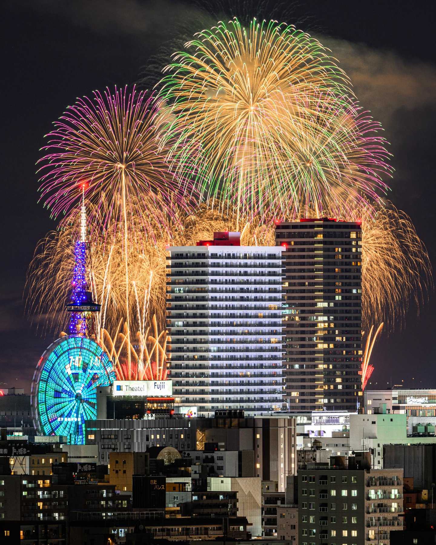 北海道芸術花火 (モエレ沼)の写真
